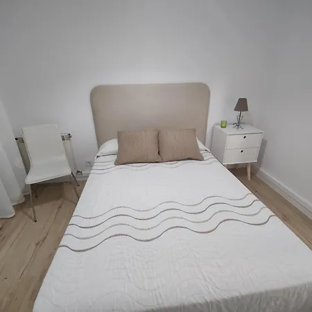 Apartamento Atico Espacioso En Zona Centrica *