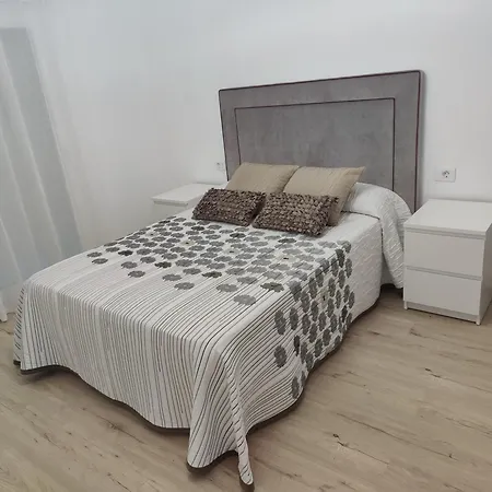 Apartment Atico Espacioso En Zona Centrica Sarria