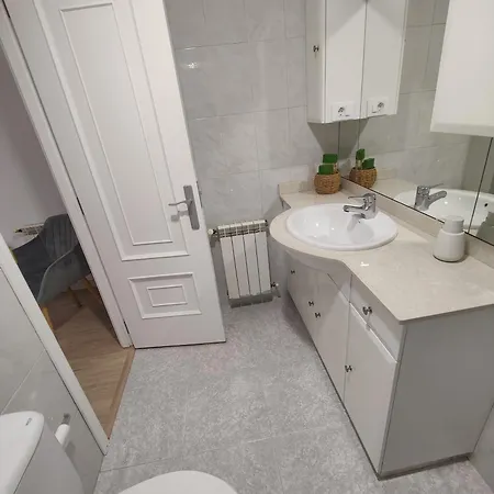 ático Espacioso En Zona Céntrica * Sarria