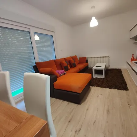 Atico Espacioso En Zona Centrica Apartment Sarria