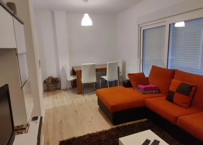 Atico Espacioso En Zona Centrica