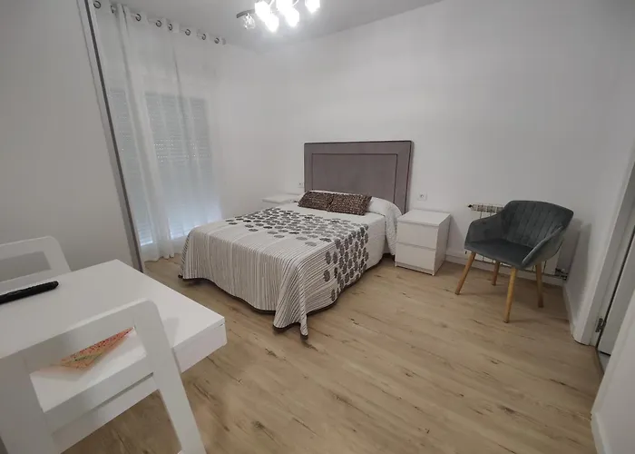 Atico Espacioso En Zona Centrica Appartement