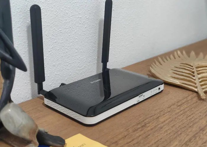 Atico Espacioso En Zona Centrica Sarria